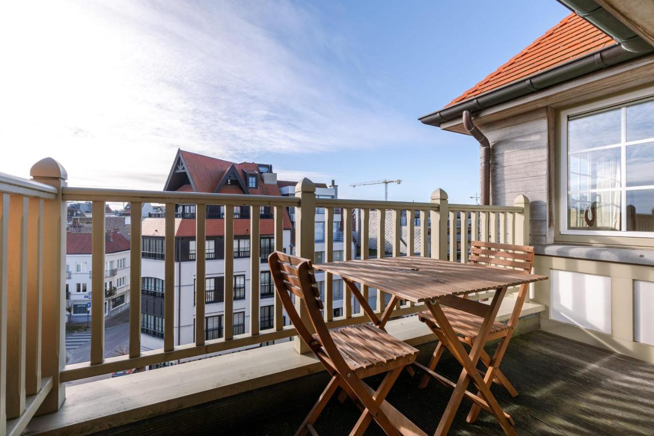 Charming Spacious Duplex Apt With Private Parking In Knokke Lejlighed Eksteriør billede