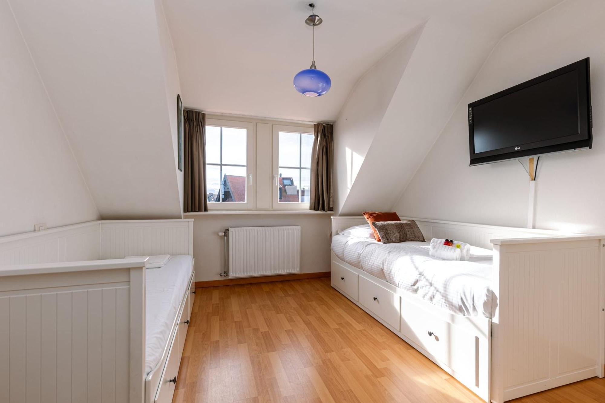 Charming Spacious Duplex Apt With Private Parking In Knokke Lejlighed Eksteriør billede