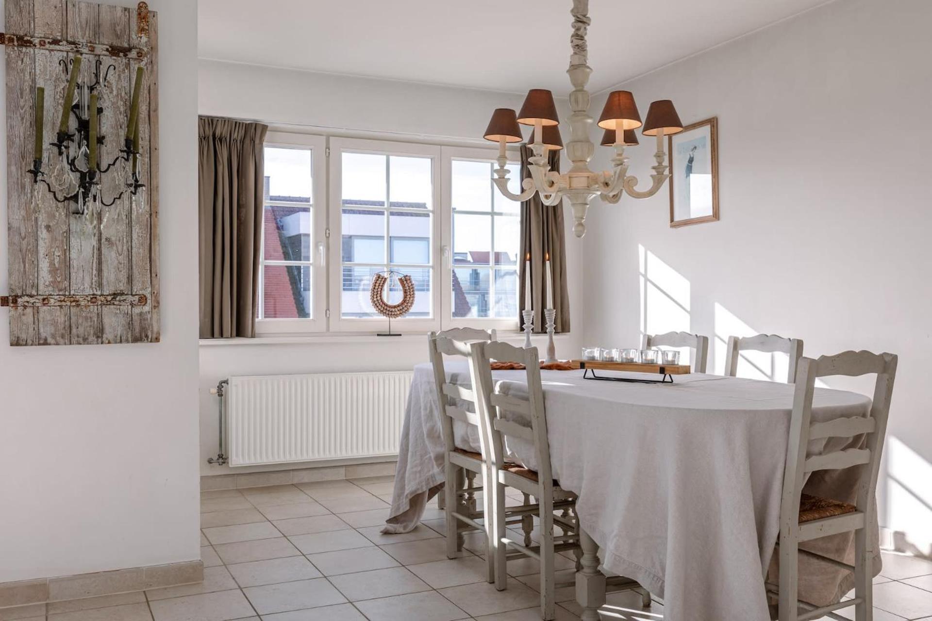 Charming Spacious Duplex Apt With Private Parking In Knokke Lejlighed Eksteriør billede